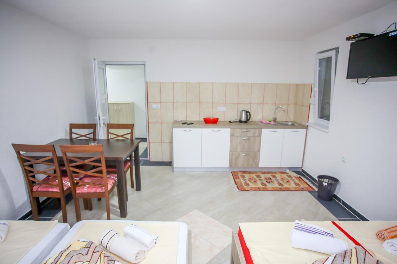 Apartments River Una 5 Bihać Екстериор снимка