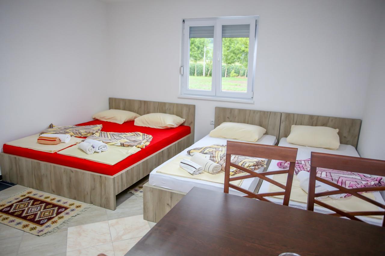 Apartments River Una 5 Bihać Екстериор снимка