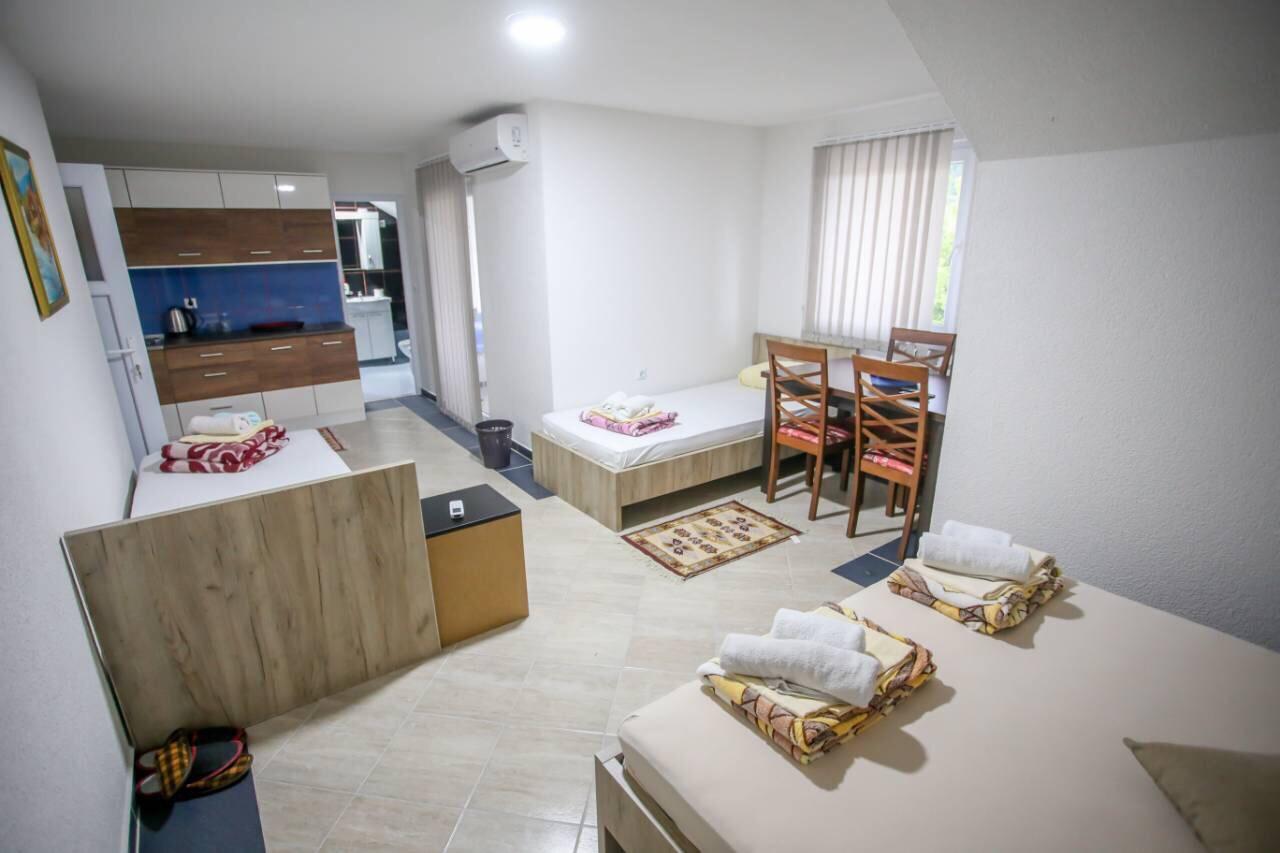 Apartments River Una 5 Bihać Екстериор снимка