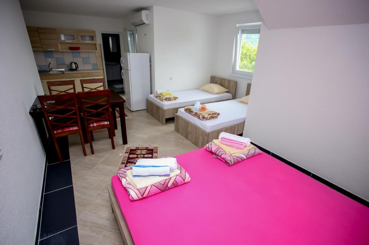 Apartments River Una 5 Bihać Екстериор снимка