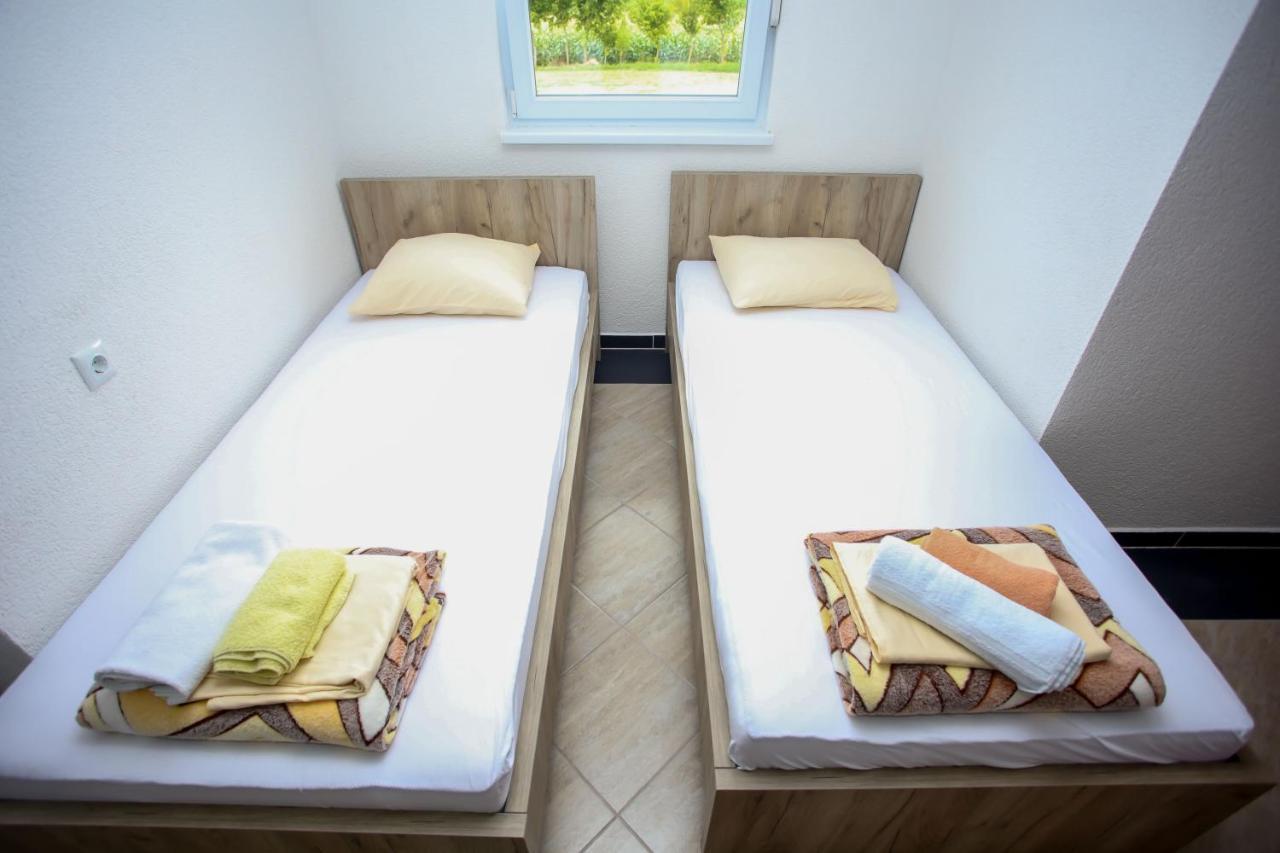 Apartments River Una 5 Bihać Екстериор снимка