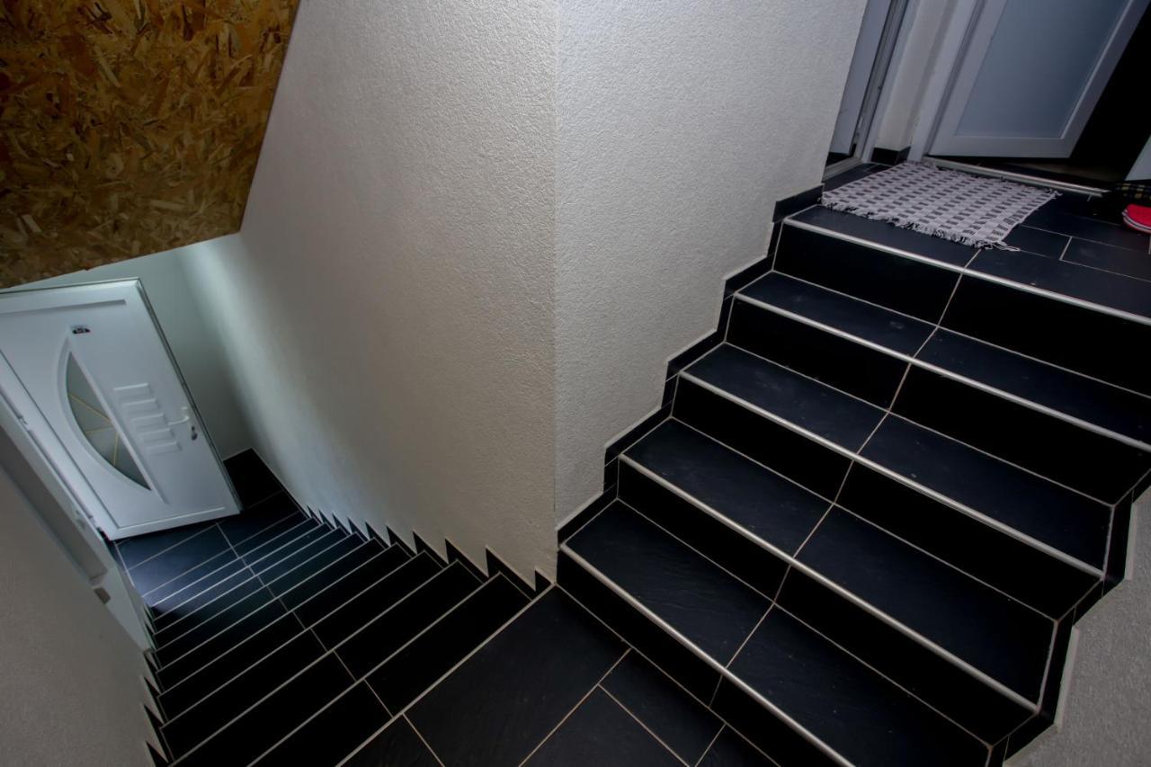 Apartments River Una 5 Bihać Екстериор снимка