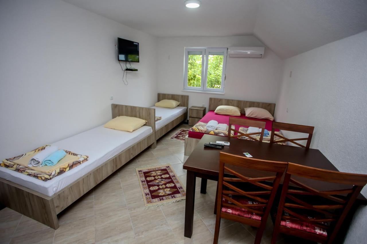 Apartments River Una 5 Bihać Екстериор снимка