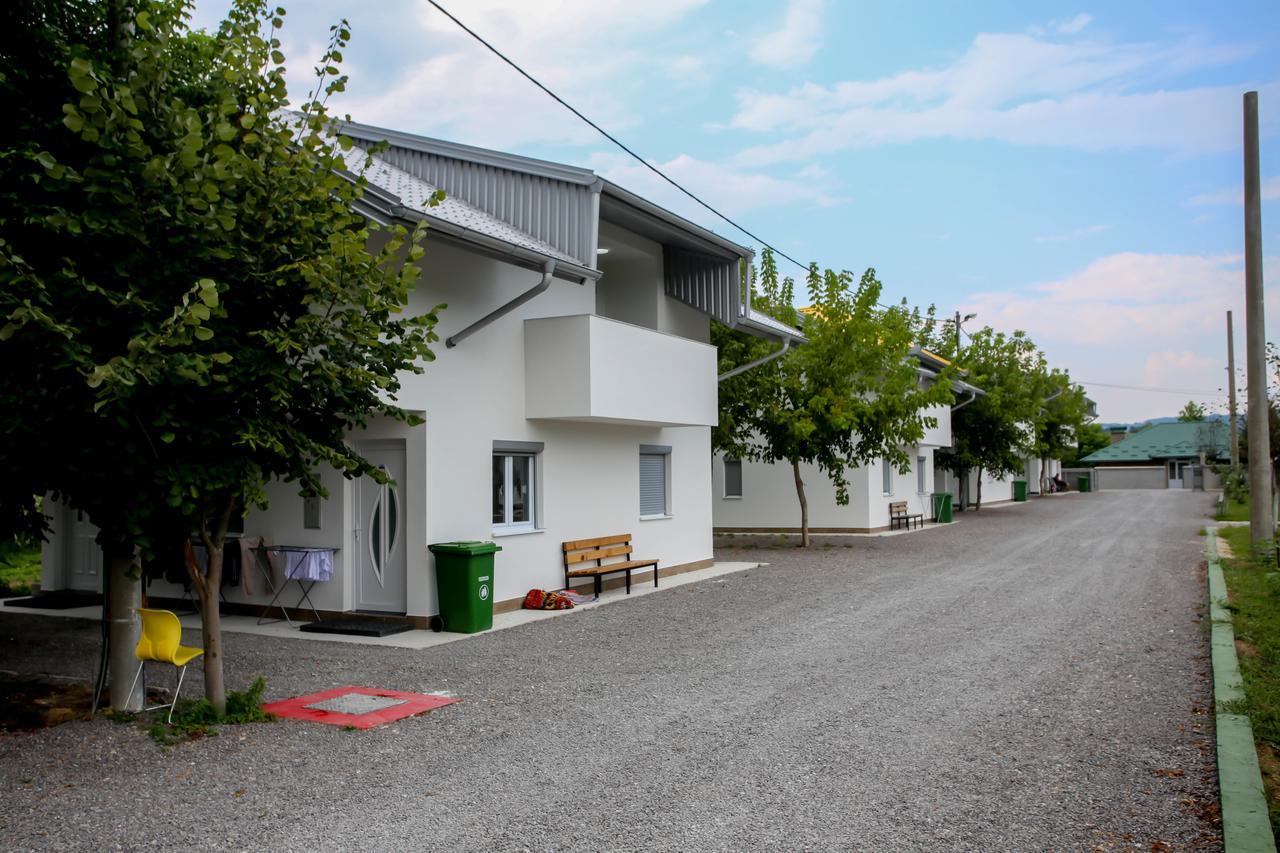 Apartments River Una 5 Bihać Екстериор снимка