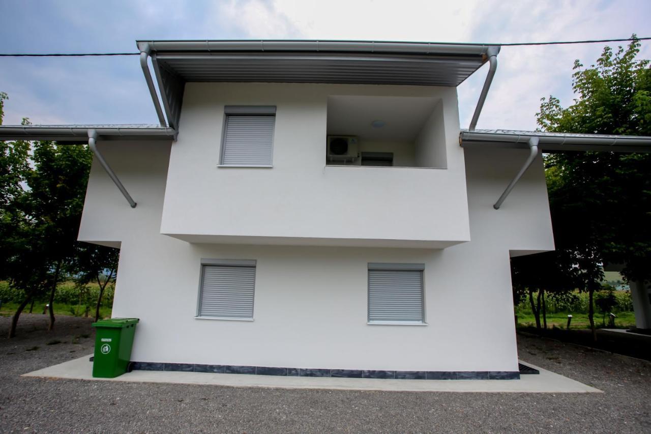 Apartments River Una 5 Bihać Екстериор снимка